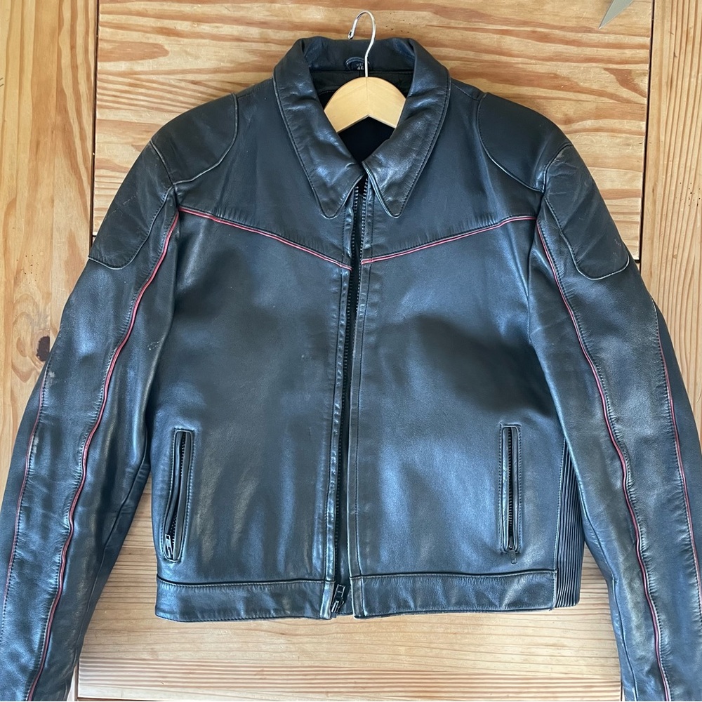 Leather motorcycle jacket sz M